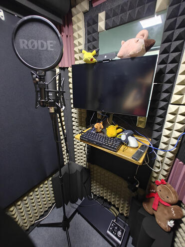 Recording Booth, Angled - 31 Dec 2024